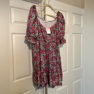 💖 NWT - Floral Dress 💖